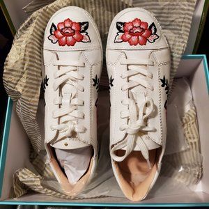 Kate Spade New York Everhart Sneakers 8M